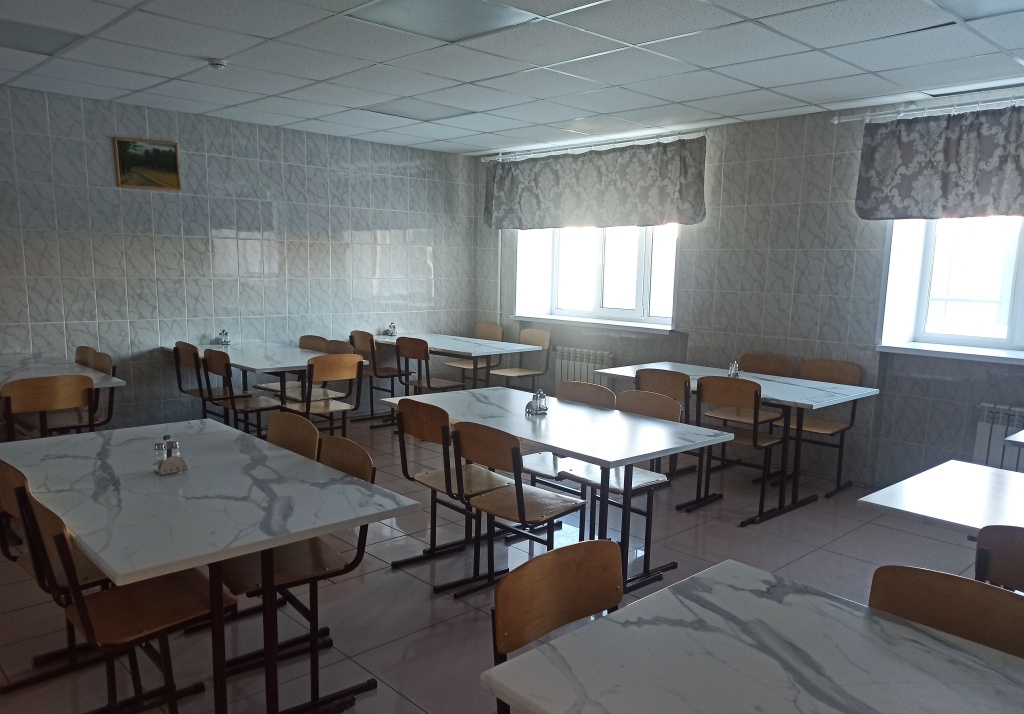 обеденный зал ФКУ ДПО МУЦ ГУФСИН России по СО 4.jpg